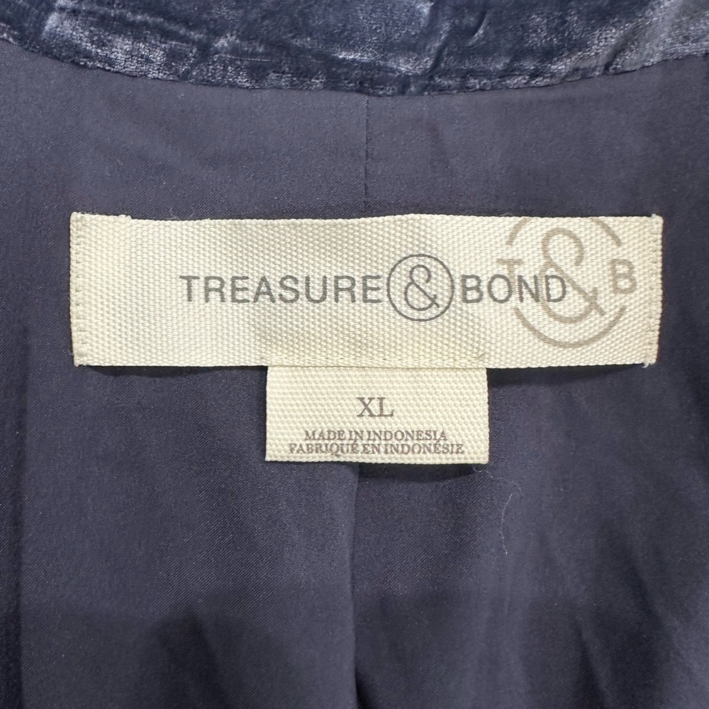 Treasure‎ & Bond Women's Striped Velvet Blazer in Dark Gray - Picture 2 of 7